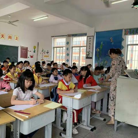 展思维风采，享数学魅力--长征源小学四年级数学思维能力竞赛