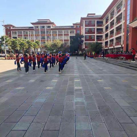 罗平县振兴小学2022年体育节暨第七届冬运会五5班项目比赛集锦及闭幕式