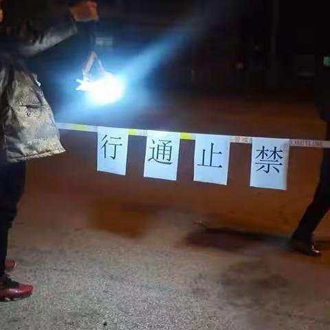 有担当，有作为                                                               —记锁阳社区第一书记李岩
