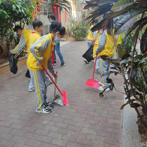 2023年海口市龙华区学雷锋纪念日暨全民公益日主题志愿服务活动