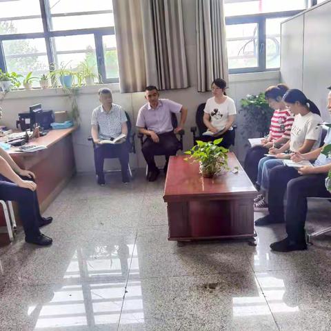 重温红色经典、唱响时代精神