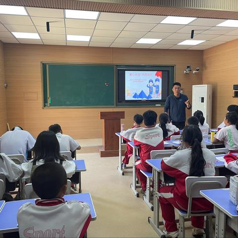 童心向党，伴我成长-----老官卜小学举行庆祝建党一百周年手抄报制作比赛