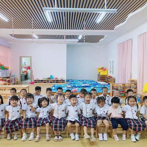 小哈佛国际幼儿园S2班——开学一月回顾总结