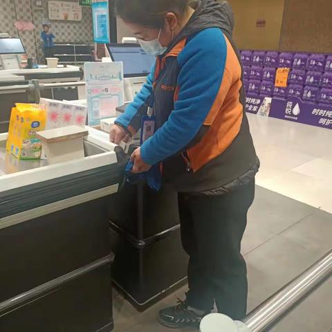 收银区清洁卫生图片