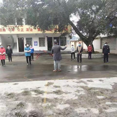 未雨绸缪，共护祖国花朵一一南新小学开展疫情防控应急演练