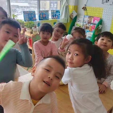 小百灵幼儿园大二班🌻的美篇