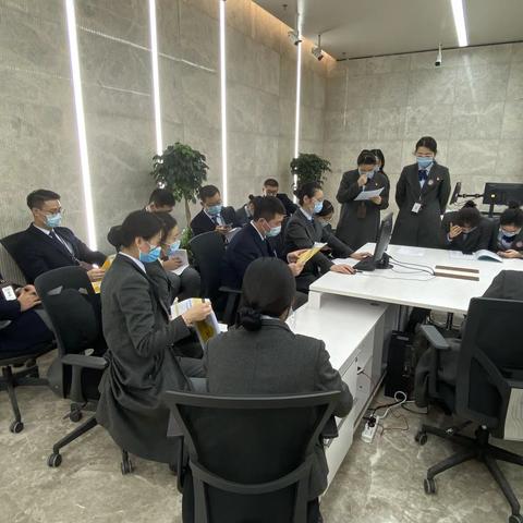 工商小组组织全员开展高频事项培训（三十五）