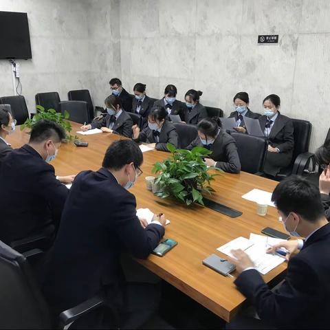 工商小组组织全员开展高频事项培训（四十九）