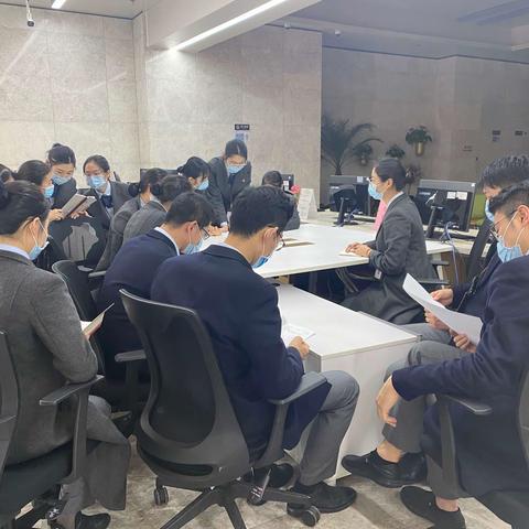 工商小组组织全员开展高频事项培训（三十七）