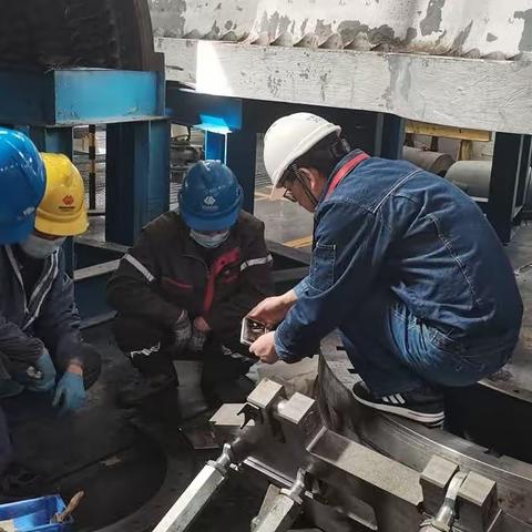 检修现场“技能速递”