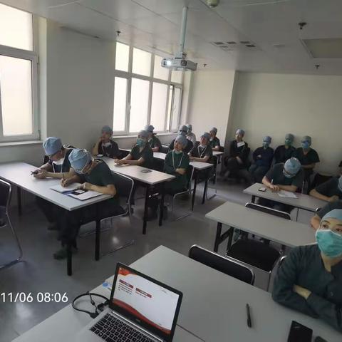 东区手术室按计划学习教育整顿内容。