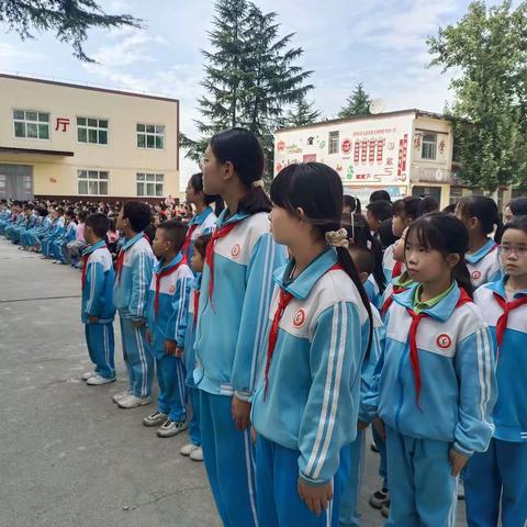 开学典礼燃激情 精细管理创佳绩