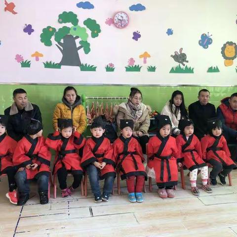 停课不停学 ——小白山中心校幼儿园学前中班携手同行