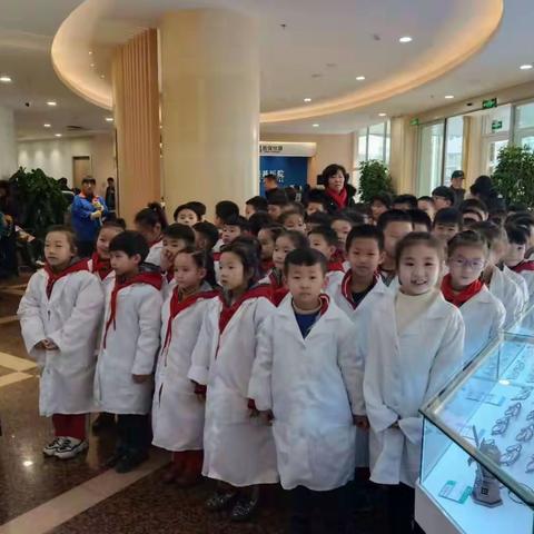 解放三校“美丽‘视’界，让生命的阳光更精彩”社会实践活动