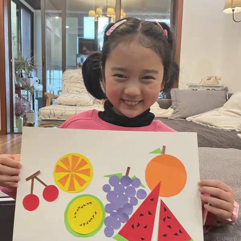 雨城四小一年级数学实践活动——贴数学之《图形拼组》