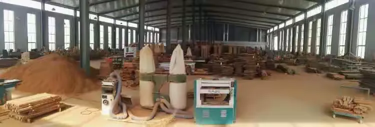 山东鸿尊红木家具生产基地