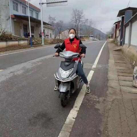 发挥先锋模范作用  当好疫情防控的排头兵                       ----曹家湾村县级党代表张立军防疫事迹