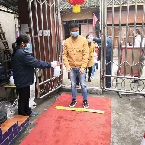 抗疫入学演练，确保万无一失