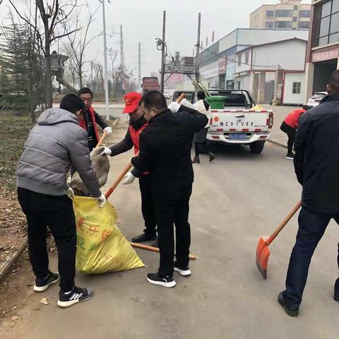 伊川县滨河新区管理委员会开展城市清洁活动