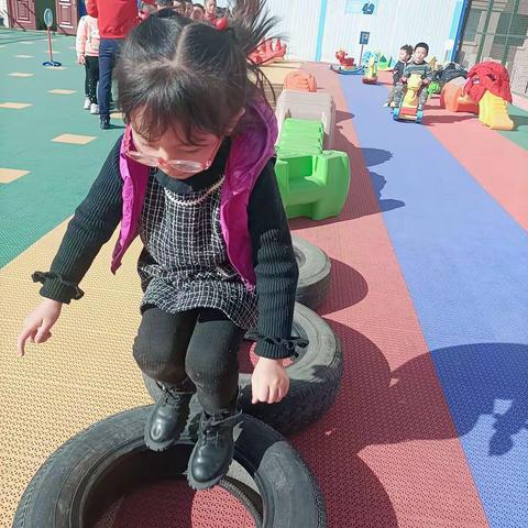 小朋友的快乐小天地🎈🎈