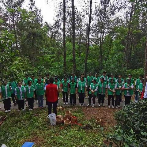 研学旅行促成长，最美课堂在路上——记录八仙中学八年级三班马盘山研学旅行第一天