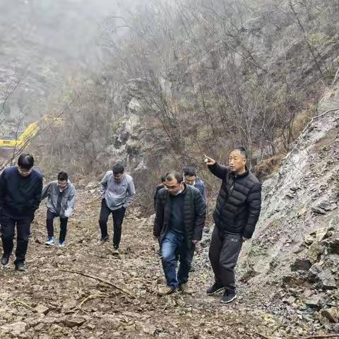 连泉抽水蓄能建设服务专班召开业务培训及工作调度会