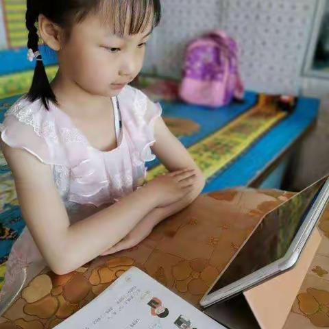 水泉乡中心学校二年一班心理健康周活动剪影