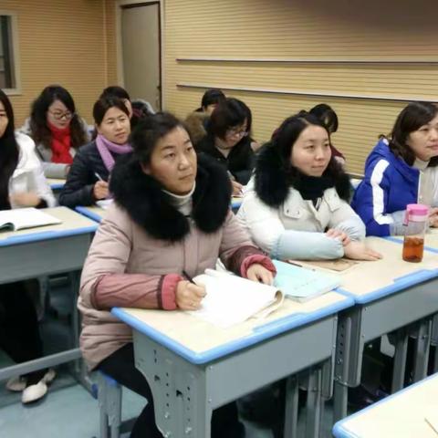 总结前期成效    明确后期方向    ―― 新密市市直第三小学召开课题研究中期报告会