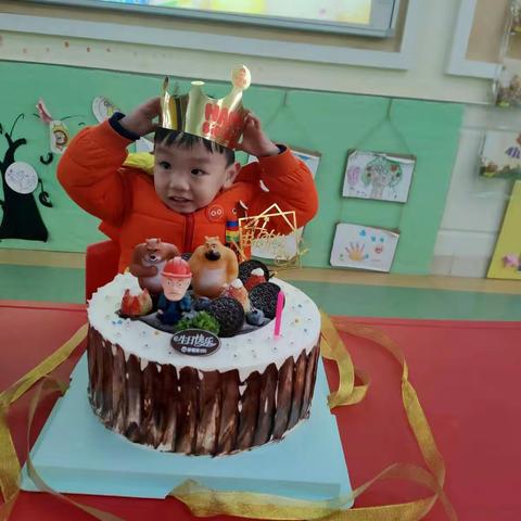 祝刘奕涵小朋友生日快乐！