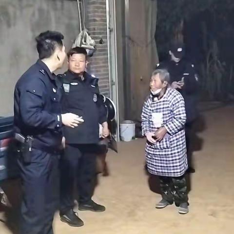 “我为群众办实事”—暖心救助迷路老人