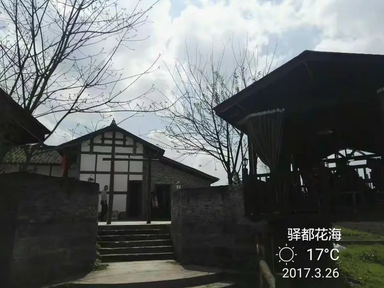 驿都花海,位于九龙坡区白市驿,景区以成渝古驿站文化为线索,有白市驿