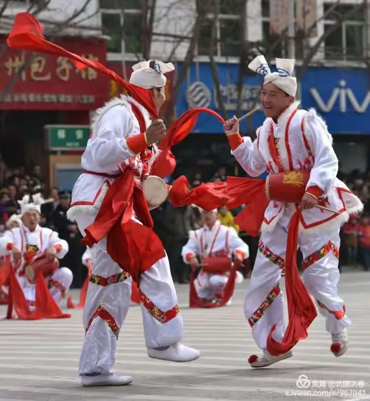 红都志丹秧歌红