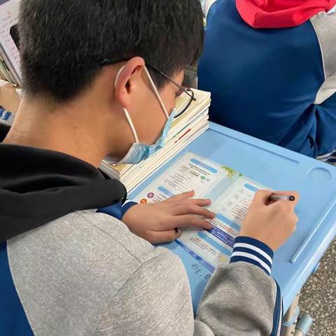 许昌市第三高级中学 高一三班 疫情防控开学第一课