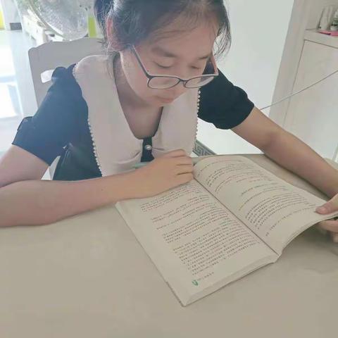 我的假期生活   708殷秭雯