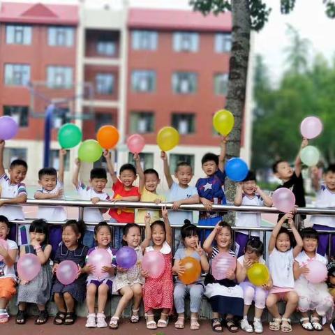 开学啦！！                    ——临沂商城实验学校幼儿园大二班开学记
