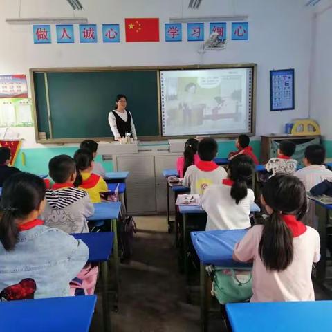 安全始于心,教育重在爱——杨官林小学校园安全教育活动