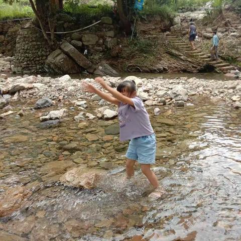 养马峡耍水