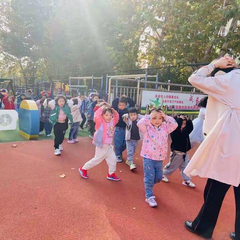 【防震演练 🌈安全“童”行】——日照市第二实验小学幼儿园小一班🏡防震演练