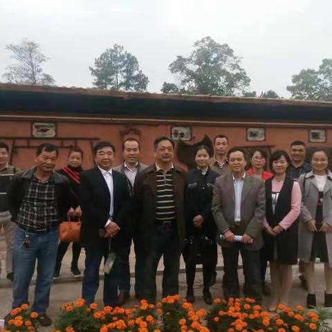 交流 学习 探讨---路口镇明德小学迎来市区后勤管理行政到校参观