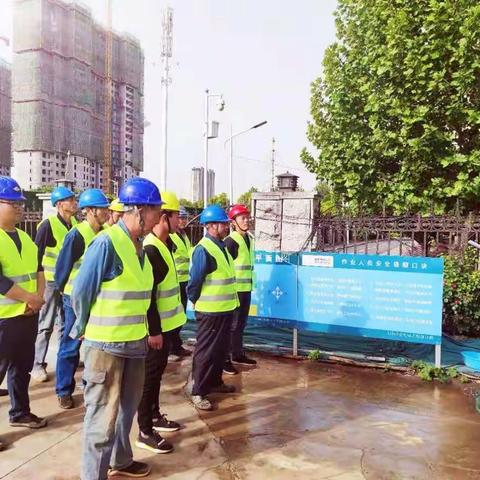 五一劳动节：致敬，最美劳动者！