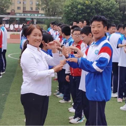 躬耕教坛 强国有我——辉南县中小学庆教师节活动精彩纷呈