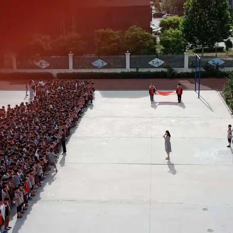 英的美篇南蒲高店社区小学周一升旗仪式