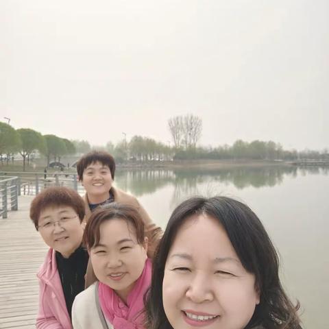 春已至，人不负——四姐妹游春赏春乐悠悠