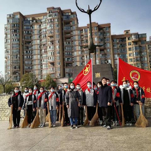 学习雷锋精神•共建和谐校园 ———记五眼桥中心学校开展文明礼貌月活动