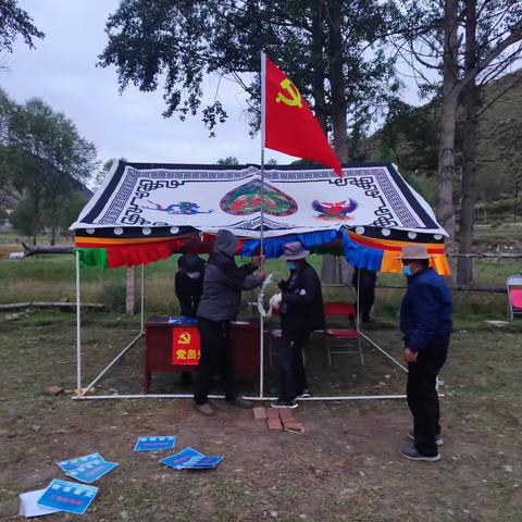 联点帮扶共抗疫﻿ ﻿驻村担当在“疫”线