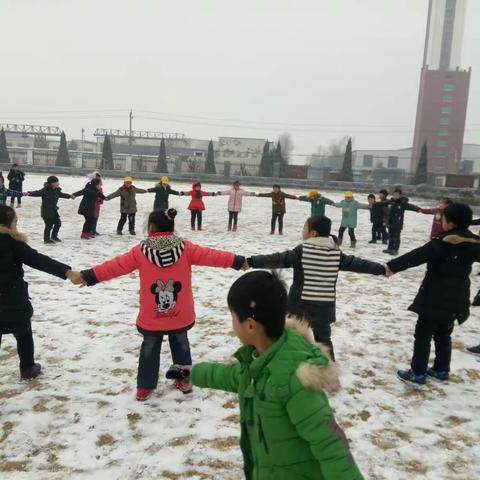 雪的陪伴，开心快乐