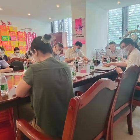 亚龙湾旅游度假区党委理论中心组召开学习(扩大)会议