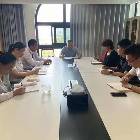 亚龙湾大党委党建指导员深入企业一线宣讲习总书记在海南考察时的重要讲话精神