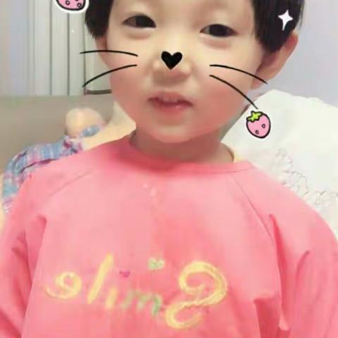 宝贝的假期生活，虽然平淡，但有爸爸妈妈的陪伴，每一天都值得纪念