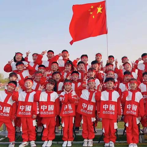 童心向党 红歌唱响——育才小学第一届红歌比赛
